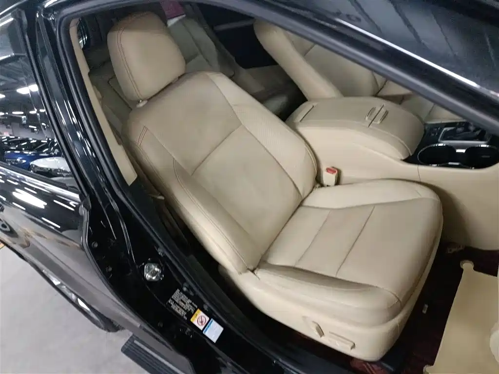 Toyota Highlander 2018 2.0T 4WD Luxury 7-seater China VI фото 21