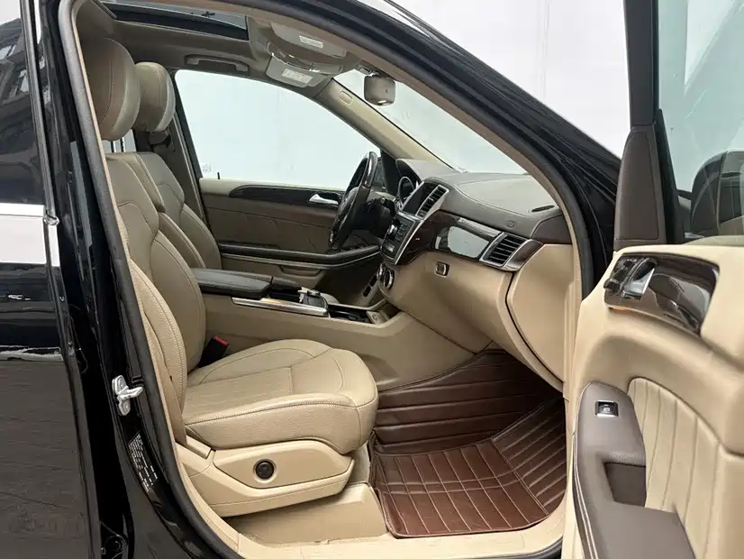 Mercedes-Benz GL-Class 2014 GL 350 CDI 4MATIC фото 7