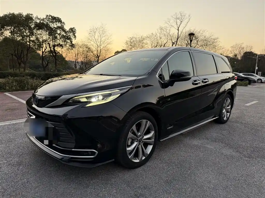 Toyota Sienna 2021 2.5L Hybrid Premium Edition