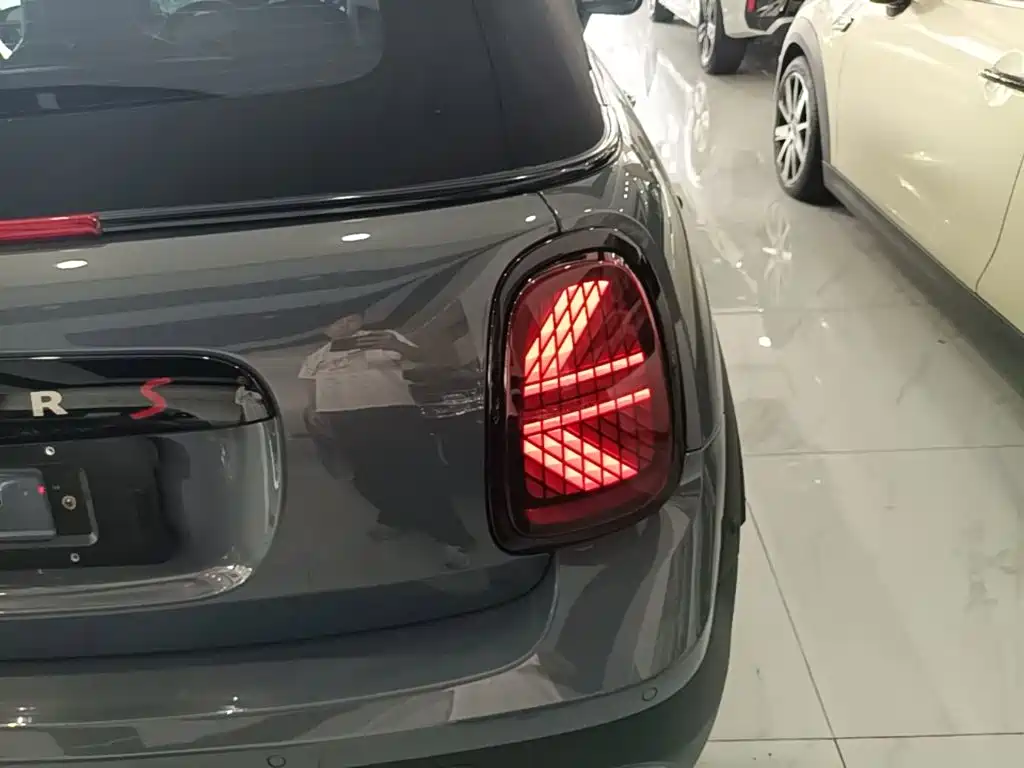 MINI MINI 2025 2025 Model 2.0T COOPER S CABRIO Daytime Stardust Limited Color