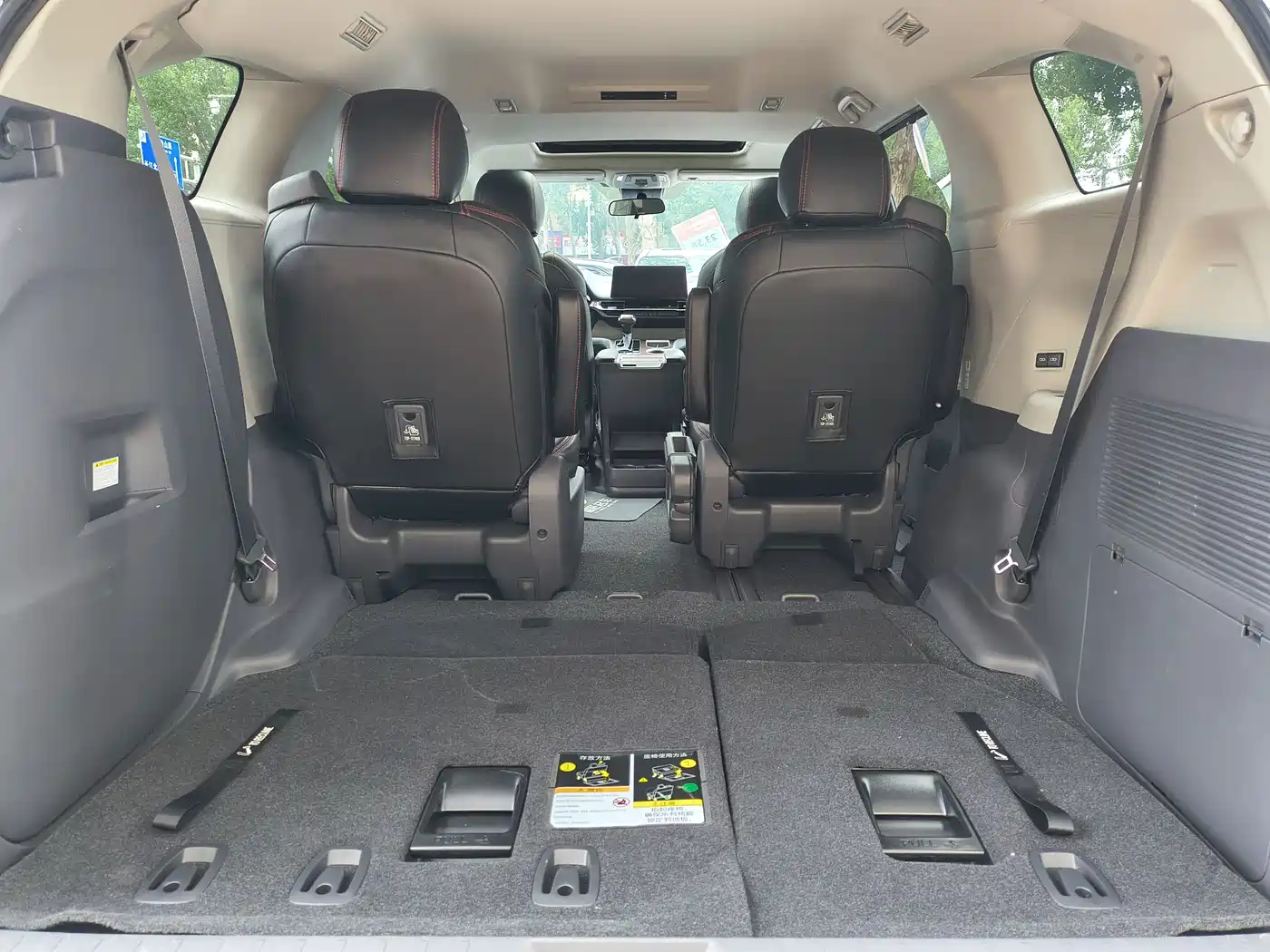 Toyota Sienna 2024 2.5L Hybrid Comfort Edition фото 17