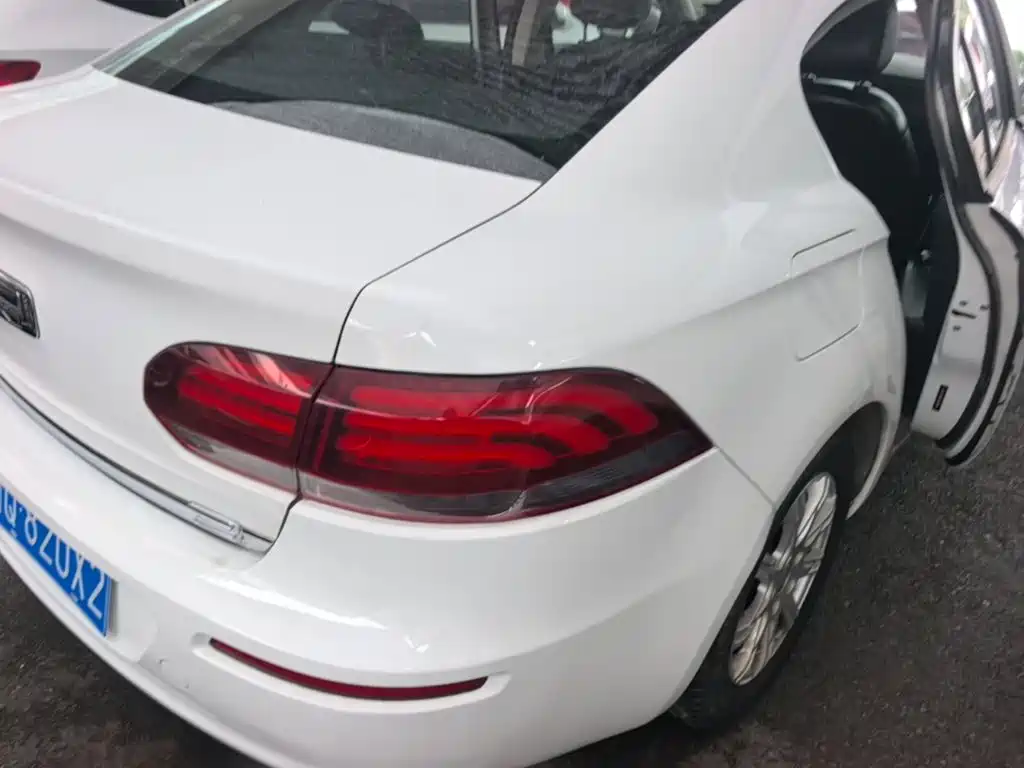 Qoros 3 2018 2018 Sedan 1.6L Auto Leading
