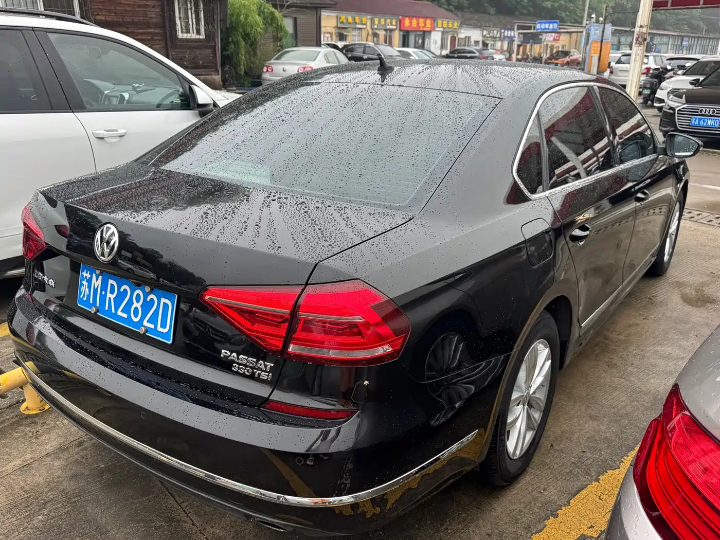 Volkswagen Passat 2016 330TSI DSG Honor Edition фото 2