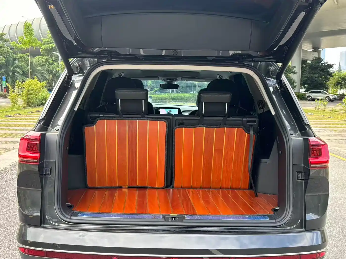 Volkswagen Talagon 2023 Facelift 380TSI 4WD Luxury Premium Pro Edition 6-Seater фото 16