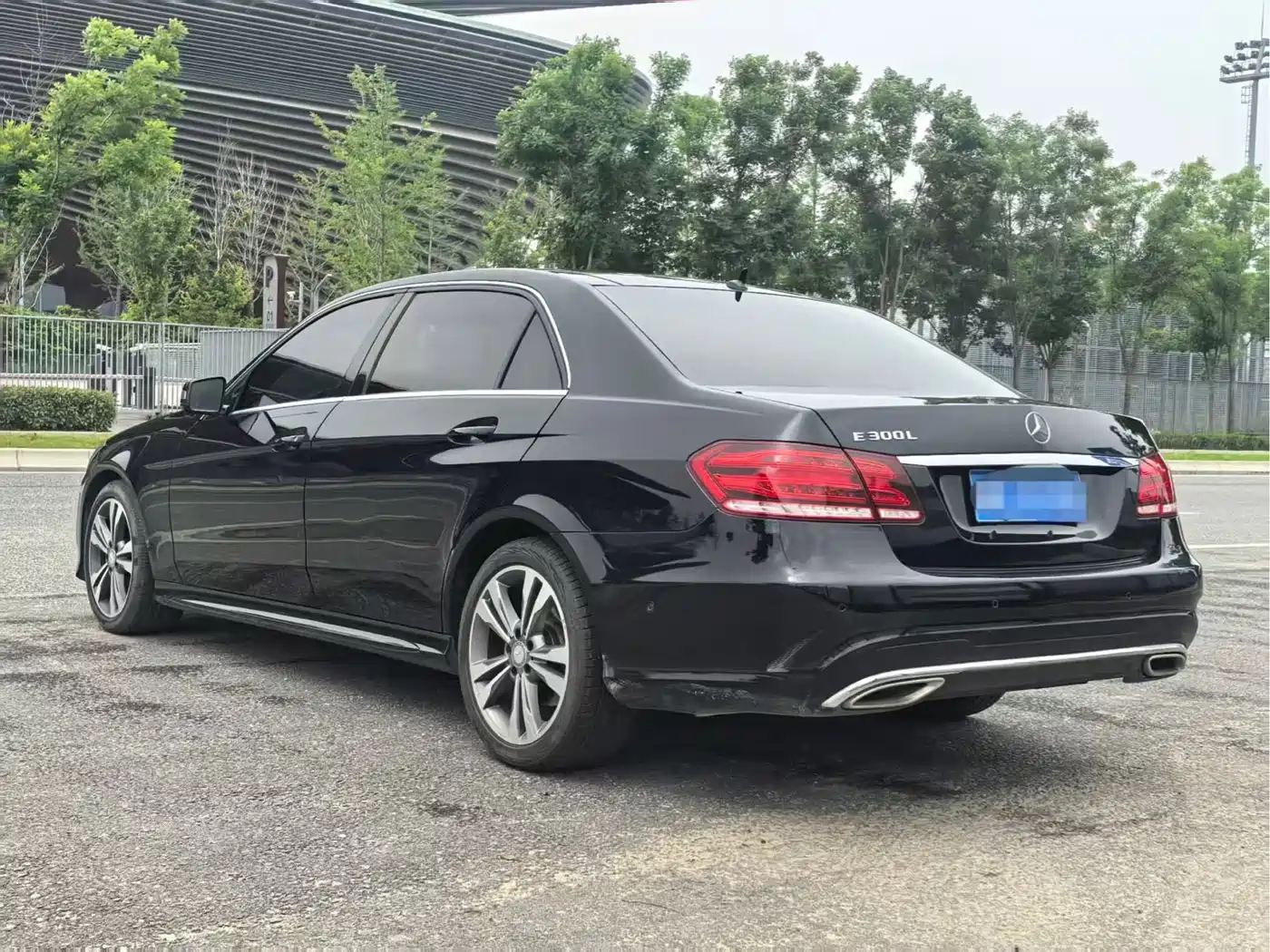 Mercedes-Benz E-Class 2015 Facelift E 260 L Sport фото 9