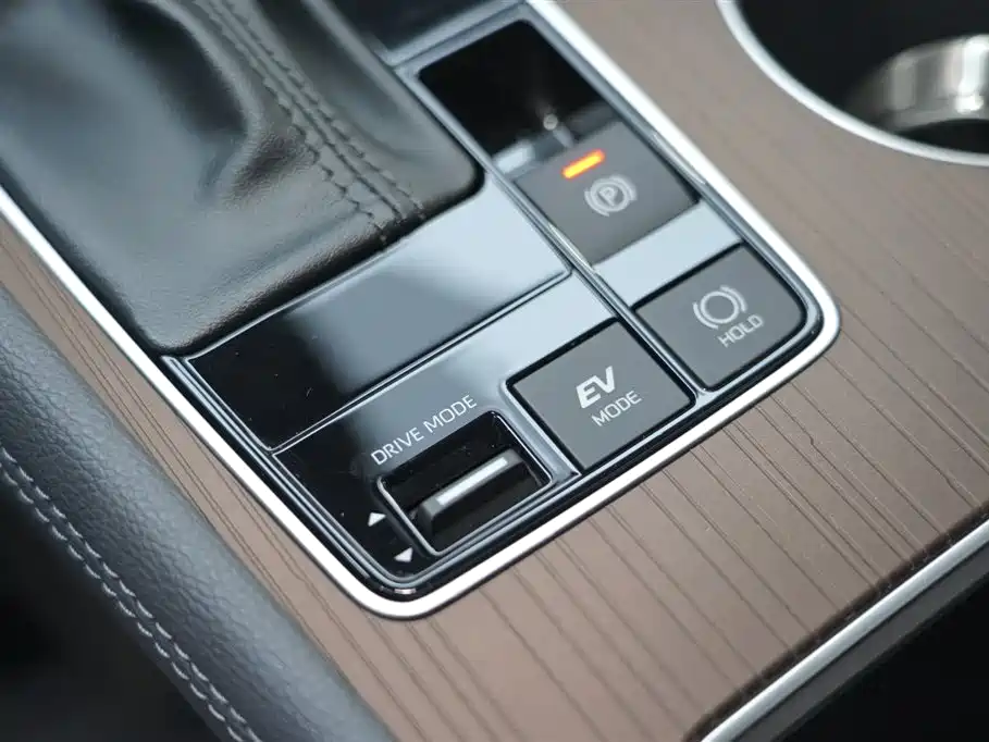Toyota Sienna 2023 2.5L Hybrid Comfort Edition фото 18