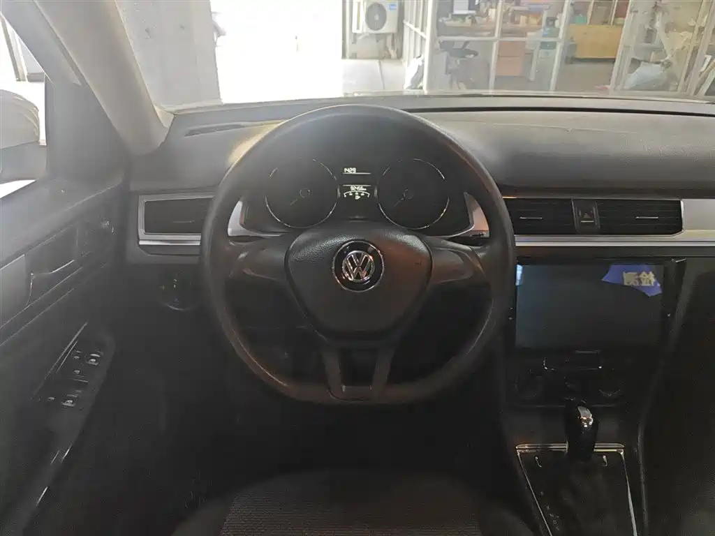 Volkswagen Bora 2018 1.5L Automatic Fashion фото 3