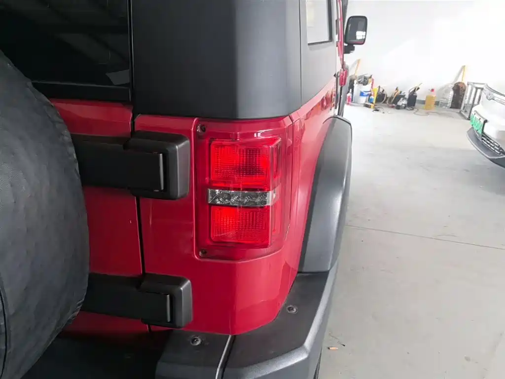 BAIC ORV Beijing Offroad BJ40 2016 Model 40L 2.0T Manual 4WD Premium фото 8