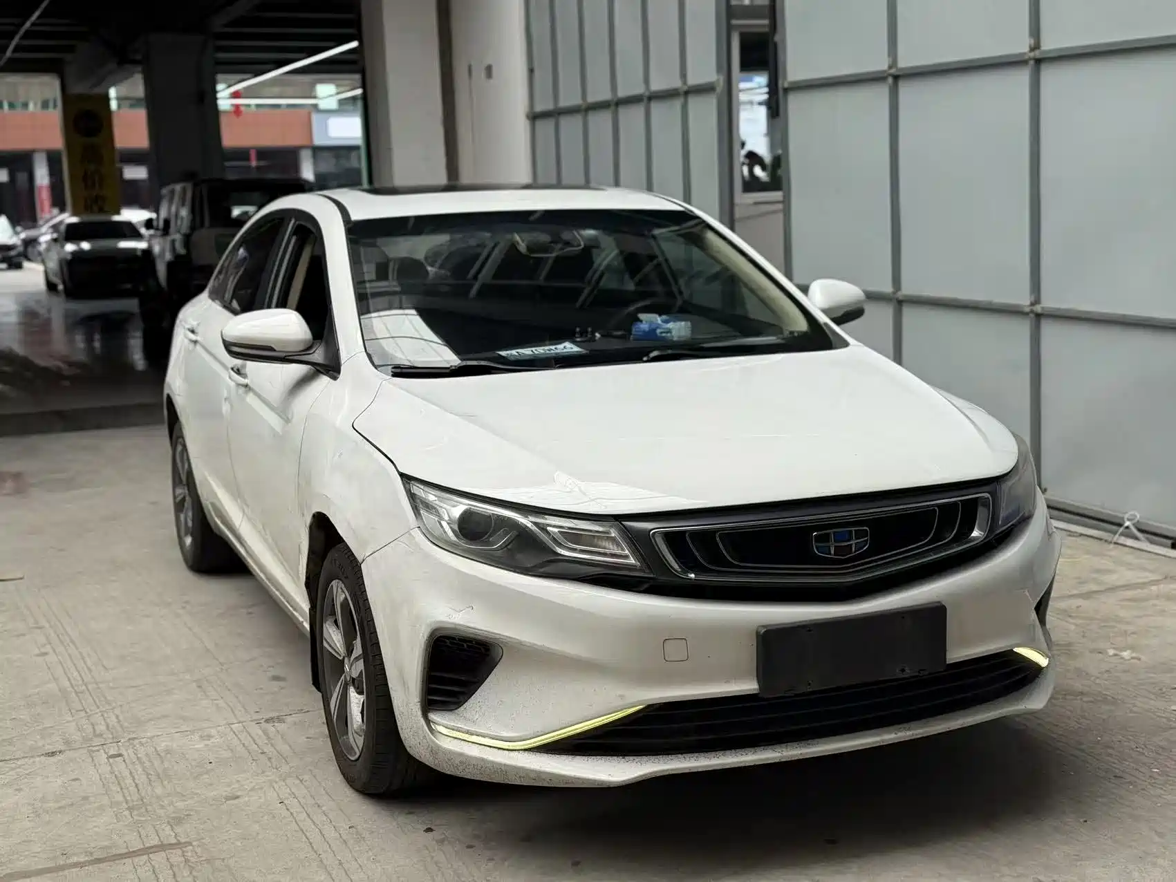 Фото 3 - Geely Emgrand GL