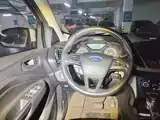 Фото 3 - Ford Kuga