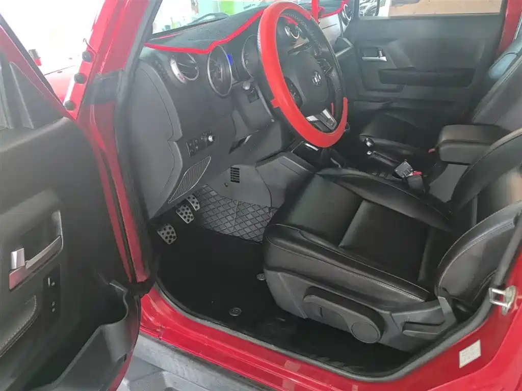BAIC ORV Beijing Offroad BJ40 2016 Model 40L 2.0T Manual 4WD Premium фото 16