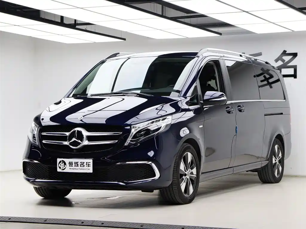 Mercedes-Benz V-Class 2021 V 260 L Long Wheelbase Premium Edition фото 36
