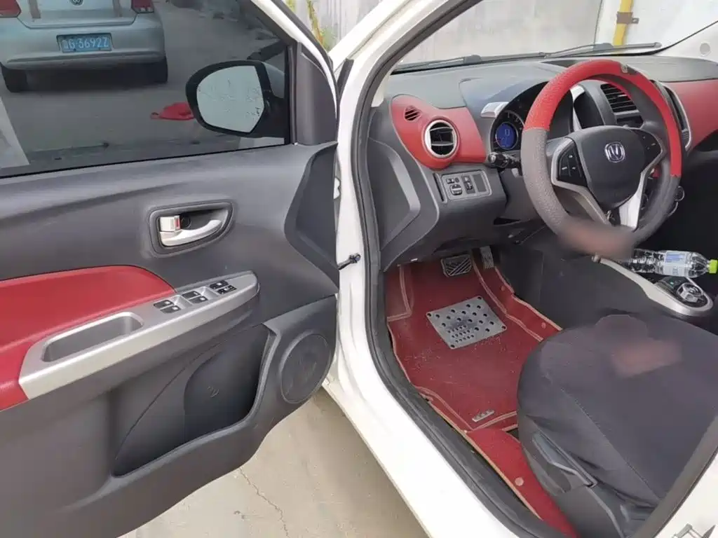 Changan Benben 2014 2014 1.4L IMT Premium Model