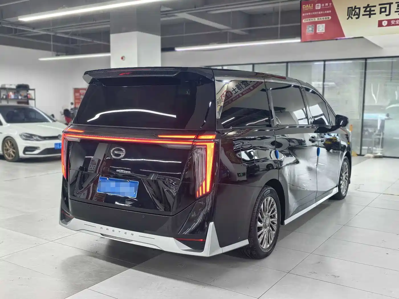 GAC Trumpchi Trumpchi M8 2023 Model Master Series 400T Flagship Edition фото 19