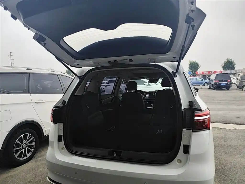 BYD Song MAX 2021 Upgrade 1.5T Automatic Premium Edition 7-Seater фото 19