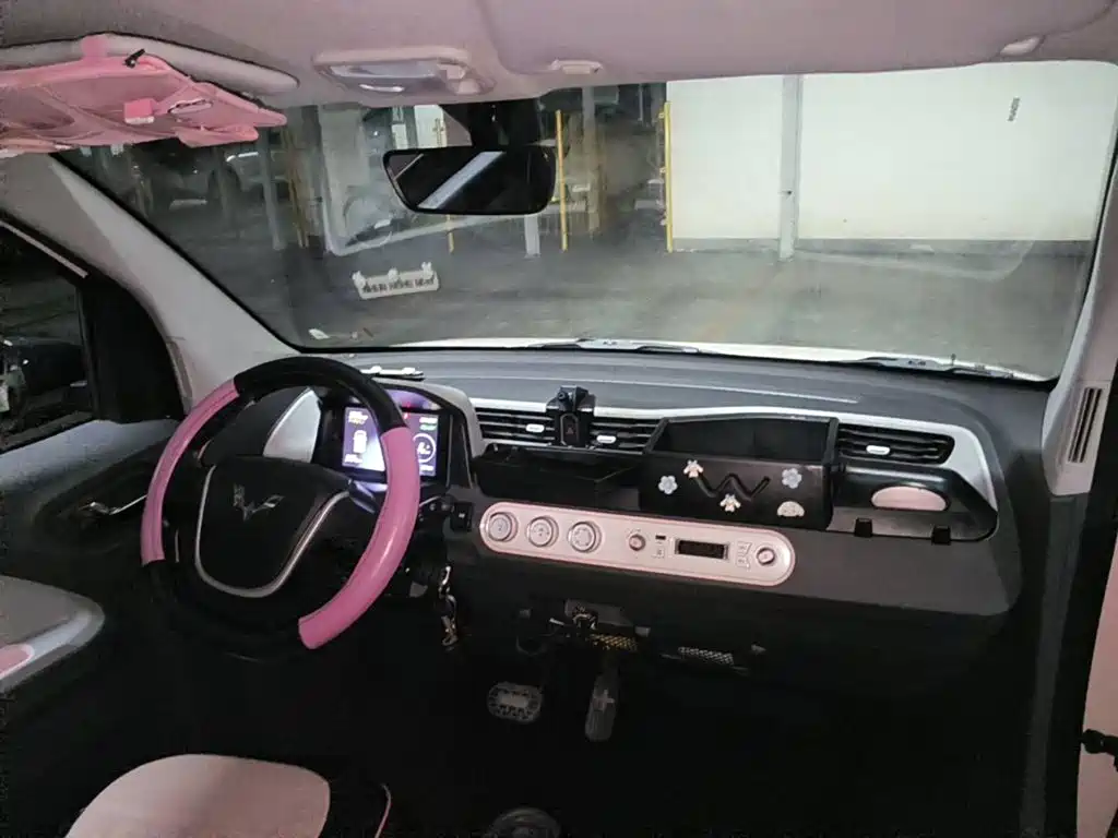 Фото 12 - Wuling Motors Hongguang MINIEV