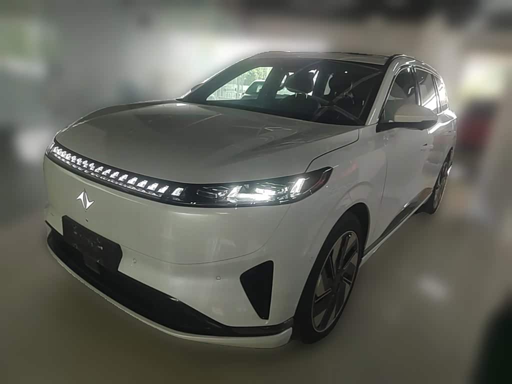 Dongfeng Yipai eπ008