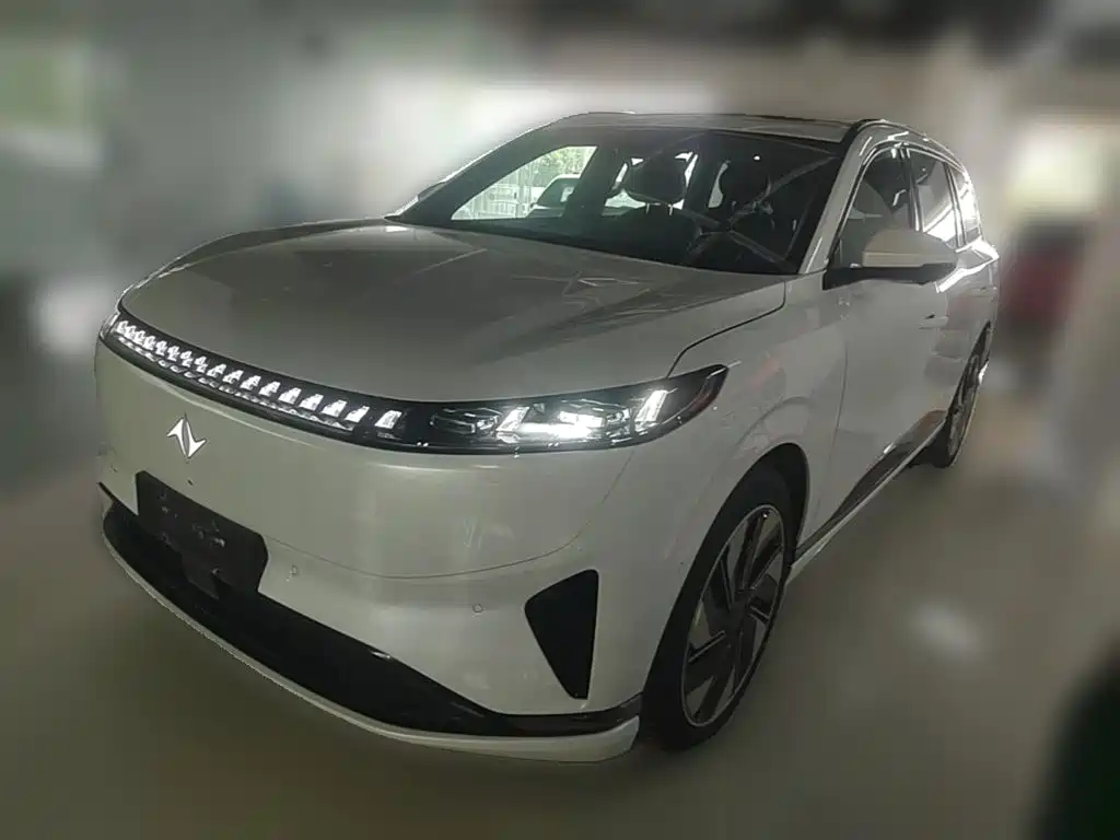 Dongfeng Yipai eπ008 2025 2024 636Max Pure Electric 6-Seater