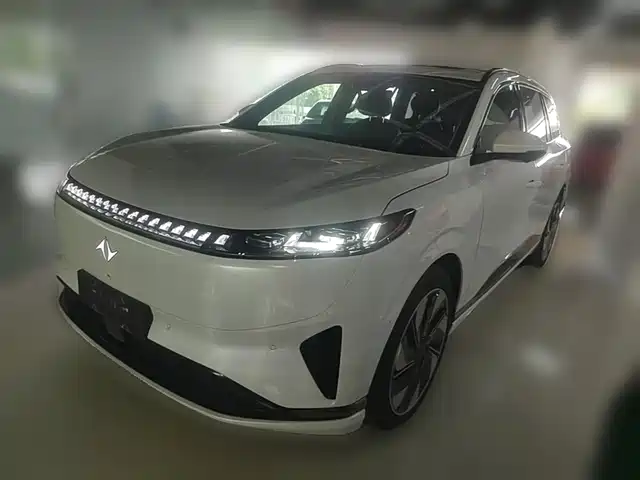 Dongfeng eπ008 636Max, электромобиль, 6 мест
