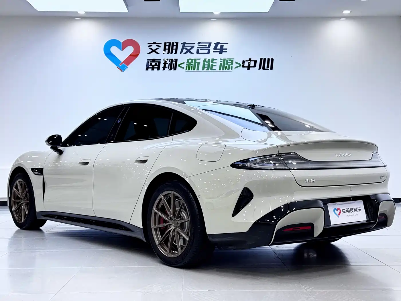 XIAOMI CAR XIAOMI SU7