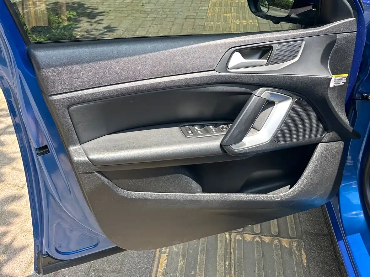 Peugeot 408 2019 230THP Automatic Luxury (China V) фото 8