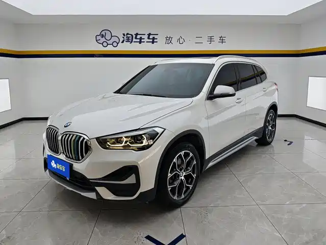 BMW X1 2021 sDrive20Li Exclusive — фото 1