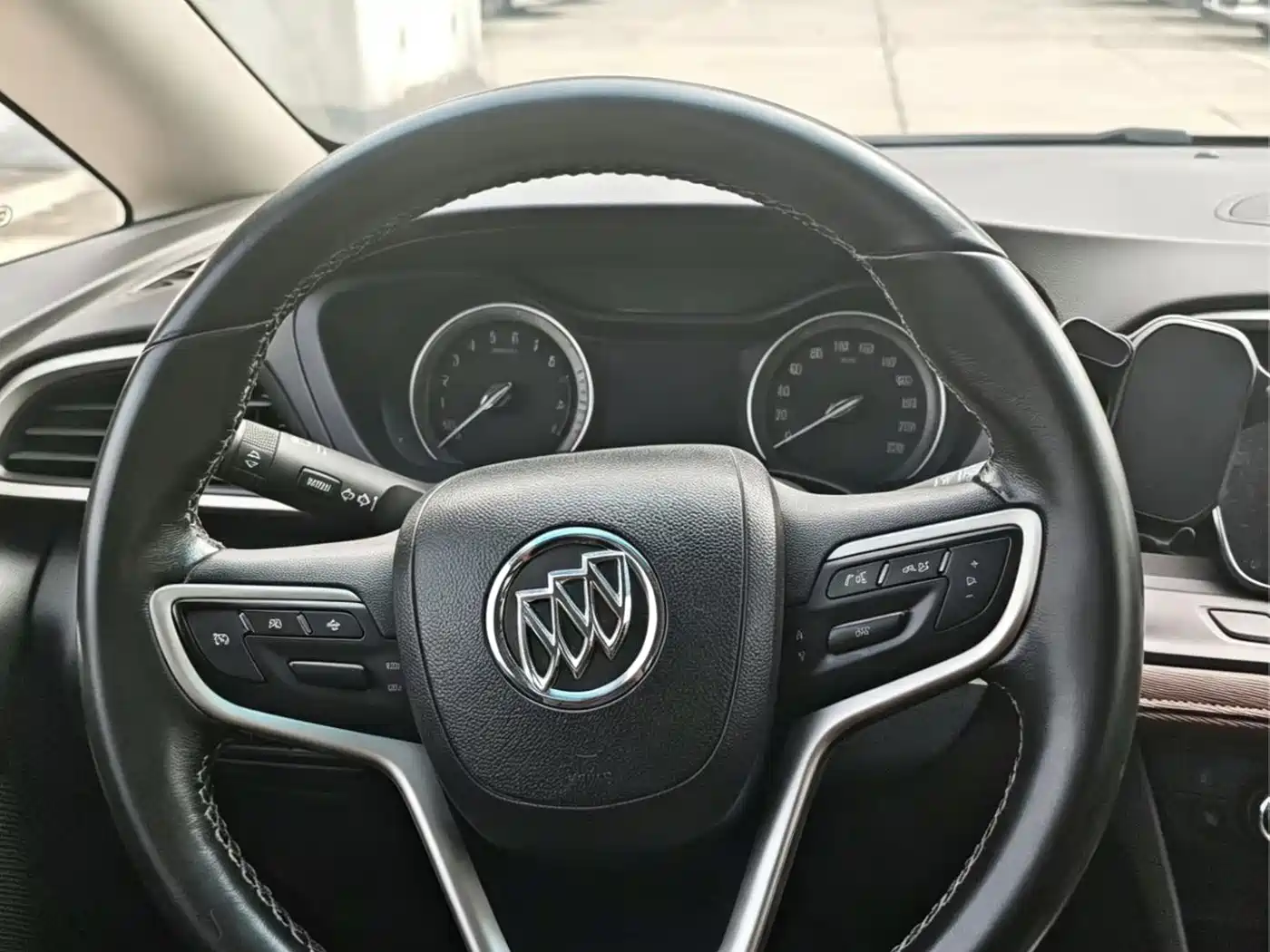 Buick GL6 2018 18T 6-Seater Premium фото 6
