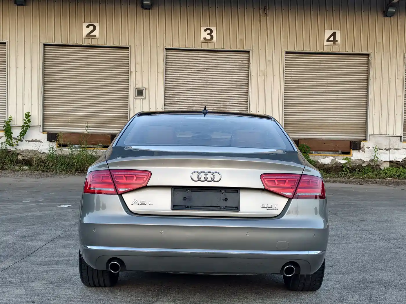 Audi A8 2011 2011 A8L 3.0 TFSI quattro Comfort (245kW)