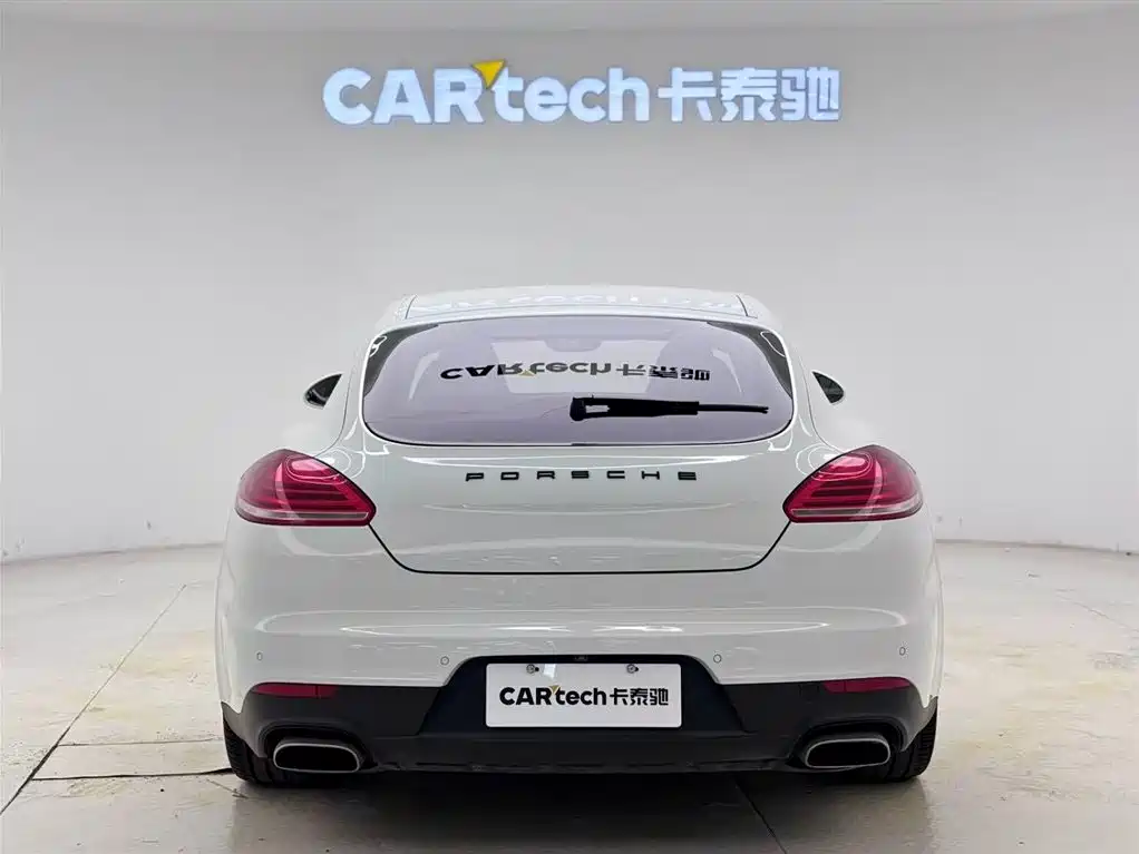 Porsche Panamera 2014 Panamera 4 3.0T фото 8