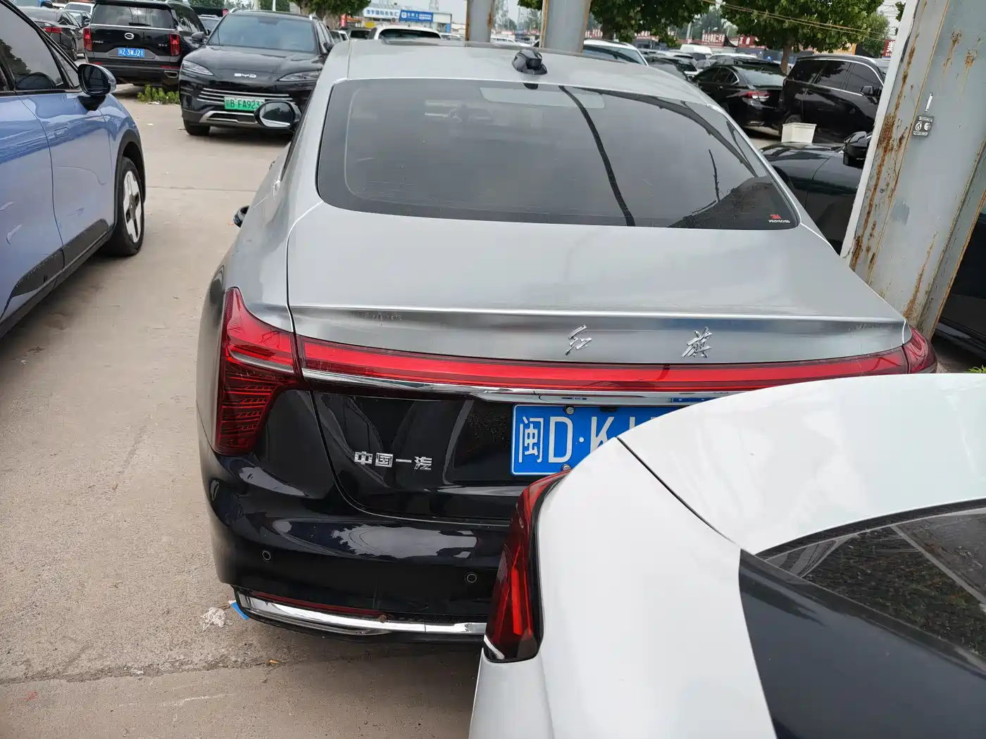 Hongqi H5 2024 1.5T DCT Smart Connect Flag Rhythm Edition фото 9