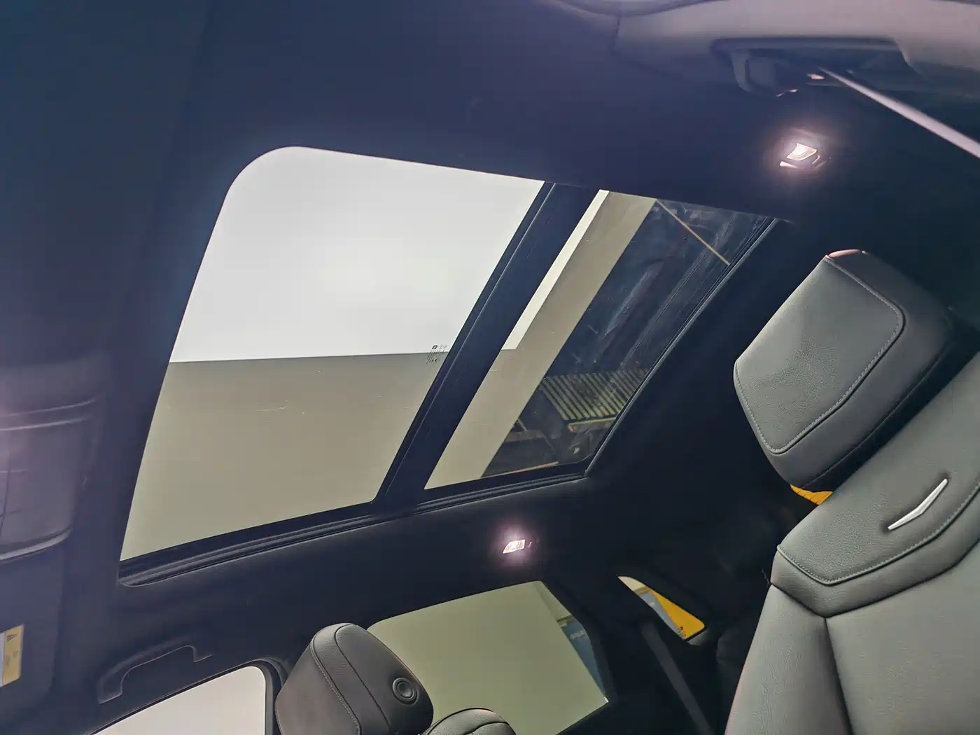 Фото 18 - Cadillac XT5