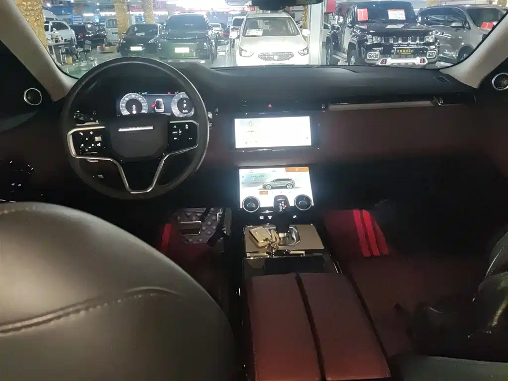 Land Rover Range Rover Evoque 2023 Range Rover Evoque L 249PS Luxury Edition фото 10