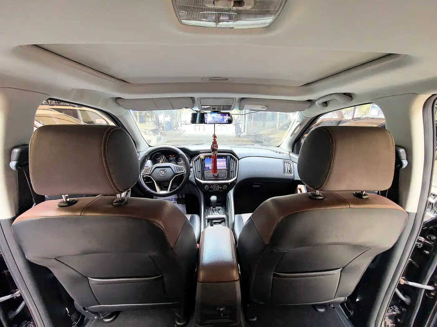 Jiangling Yusheng S350 2016 2016 2.4T Automatic 2WD Diesel Luxury 5-seater