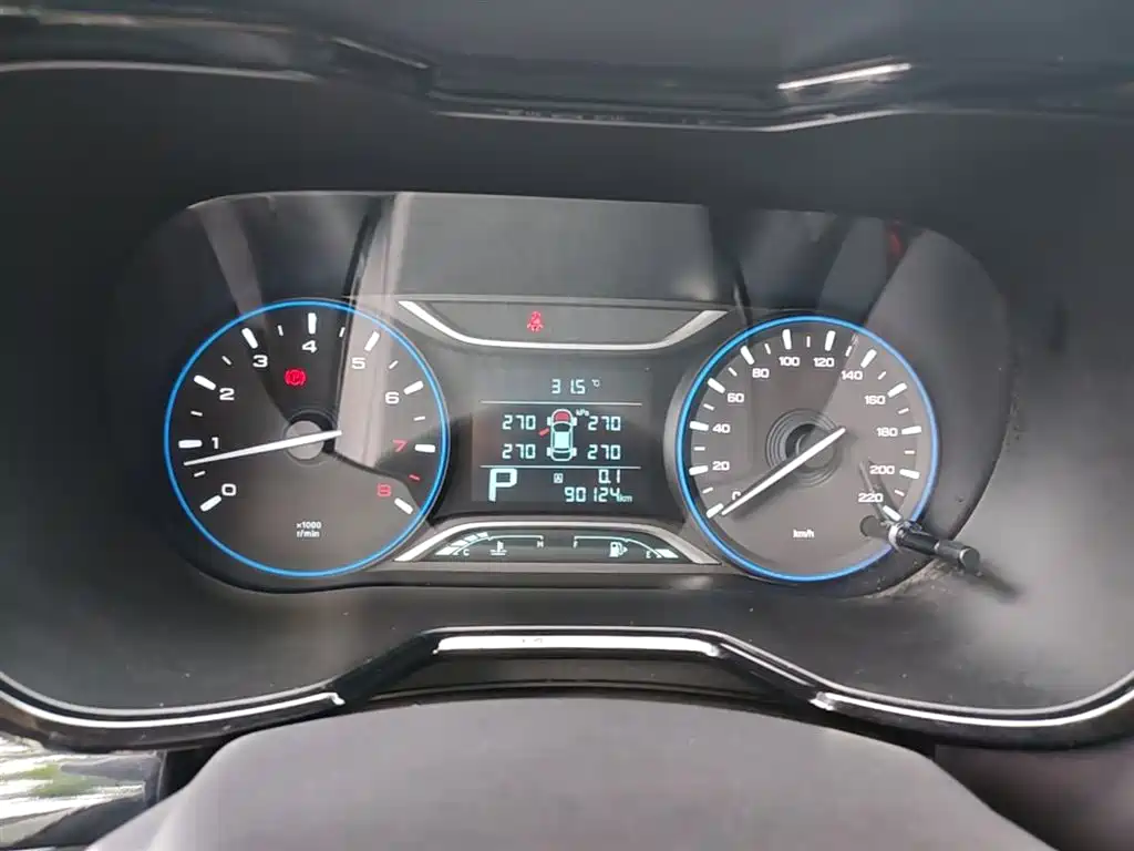 GAC Trumpchi Trumpchi GS4 2018 235T Automatic 2WD Luxury Smart Connect фото 12