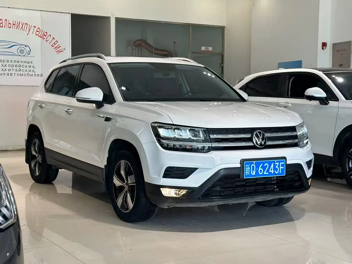 Volkswagen Tharu 2022 280TSI FWD Luxury Edition фото 2