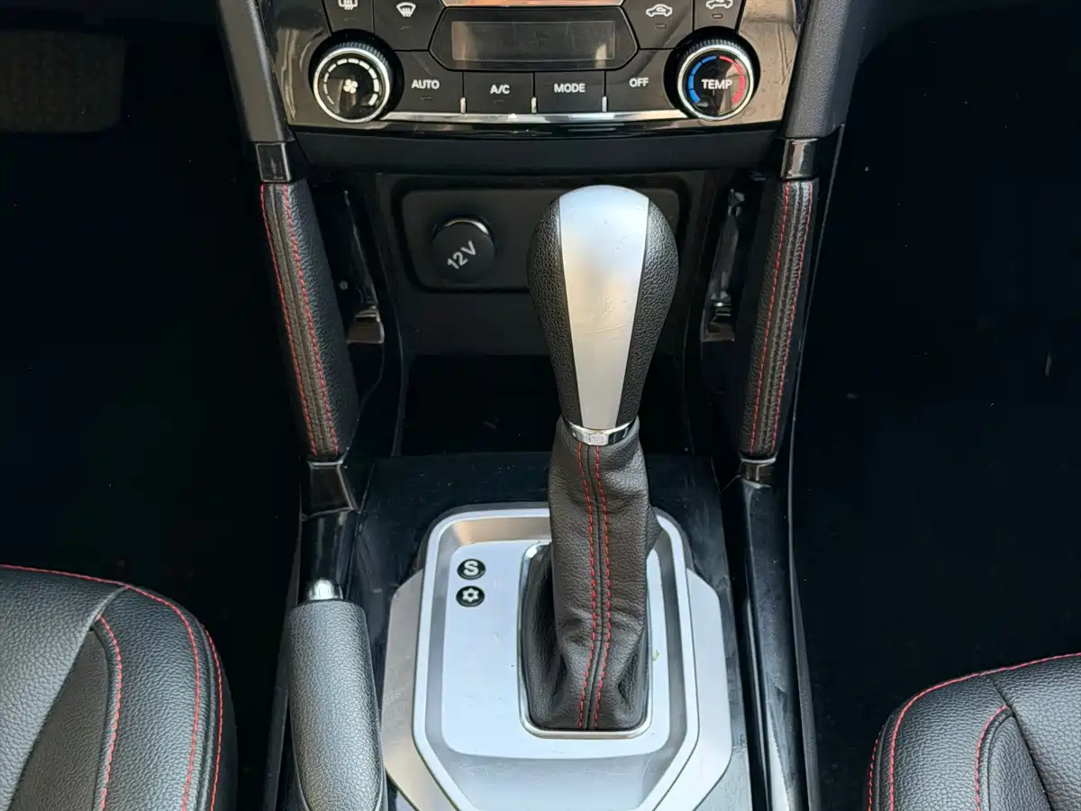 BAIC Senova X55 2018 2016 1.5T CVT Luxury Edition