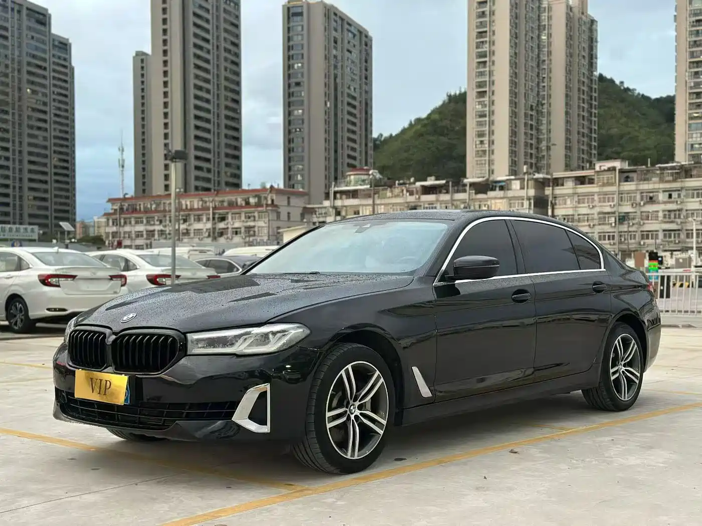 Фото 3 - BMW 5 Series