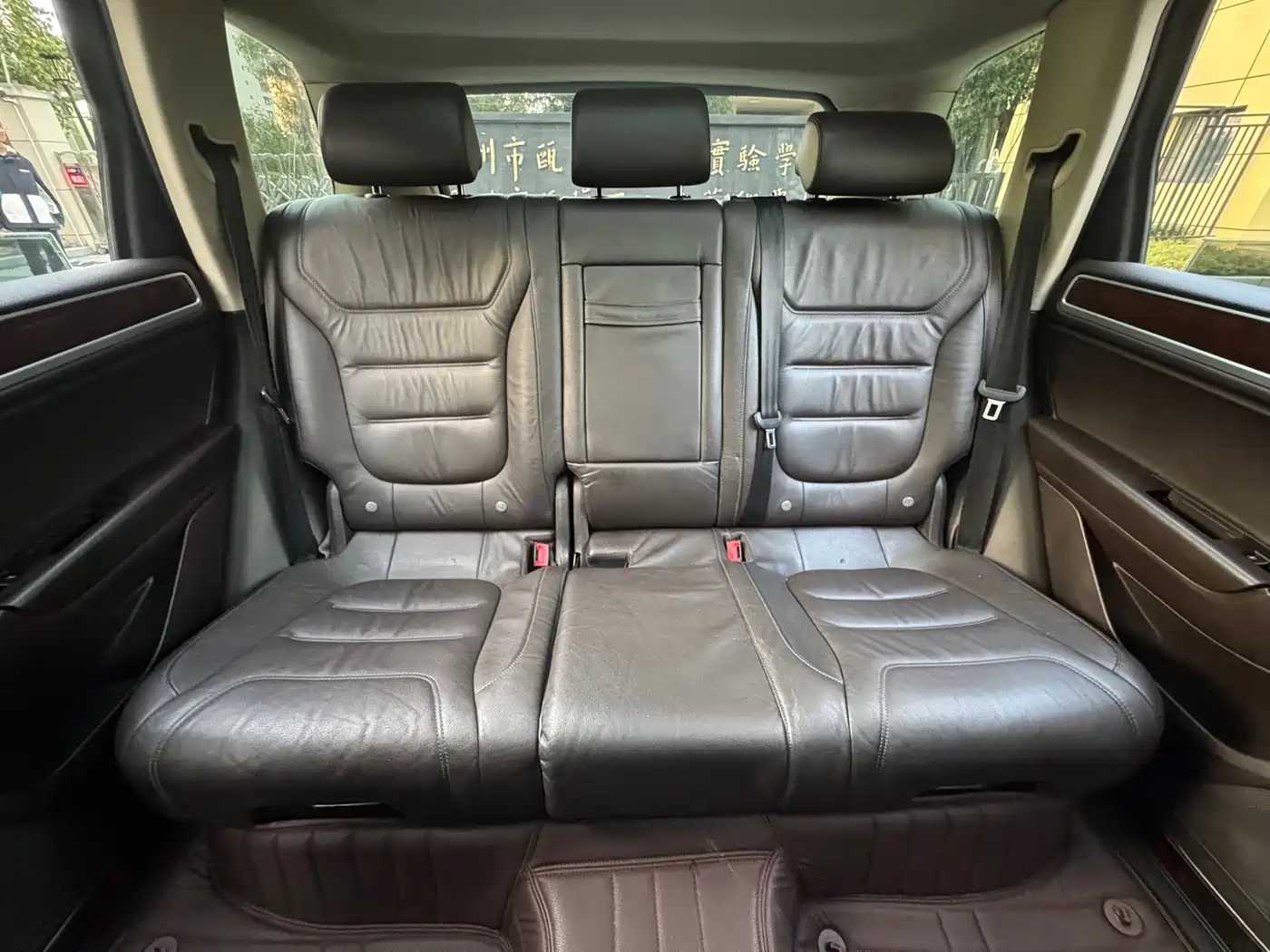 Volkswagen Touareg 2013 3.0TSI X 10th Anniversary Limited Edition фото 26