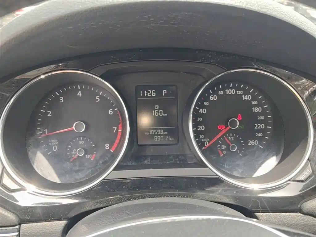 Volkswagen Sagitar 2016 230TSI 25th Anniversary Edition фото 12