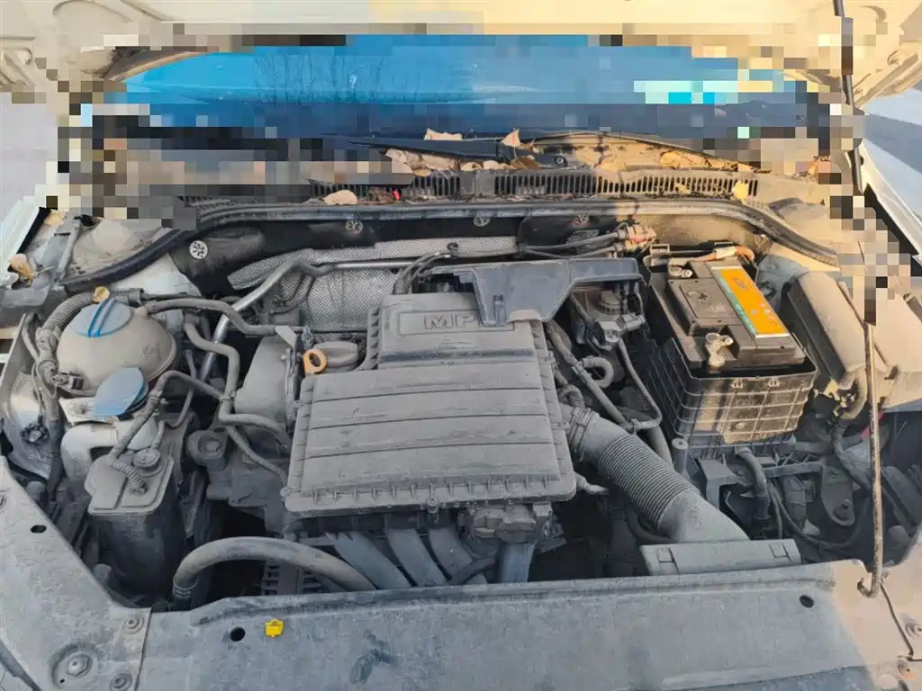 Volkswagen Sagitar 2015 1.6L Automatic Comfort фото 11
