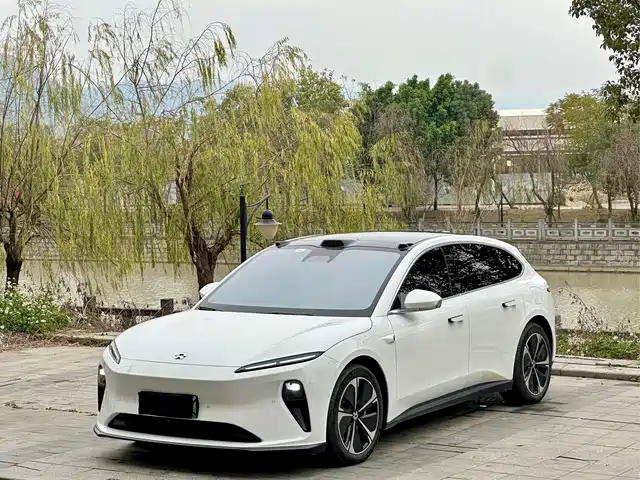 nio nio-et5t