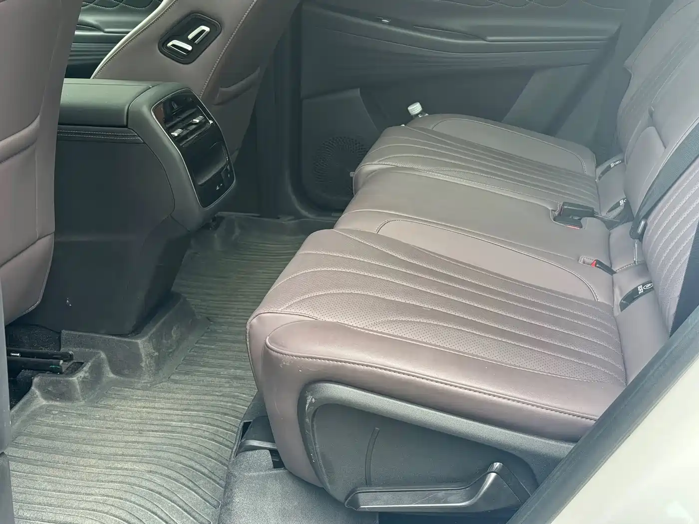 Фото 8 - Chery Tiggo 9