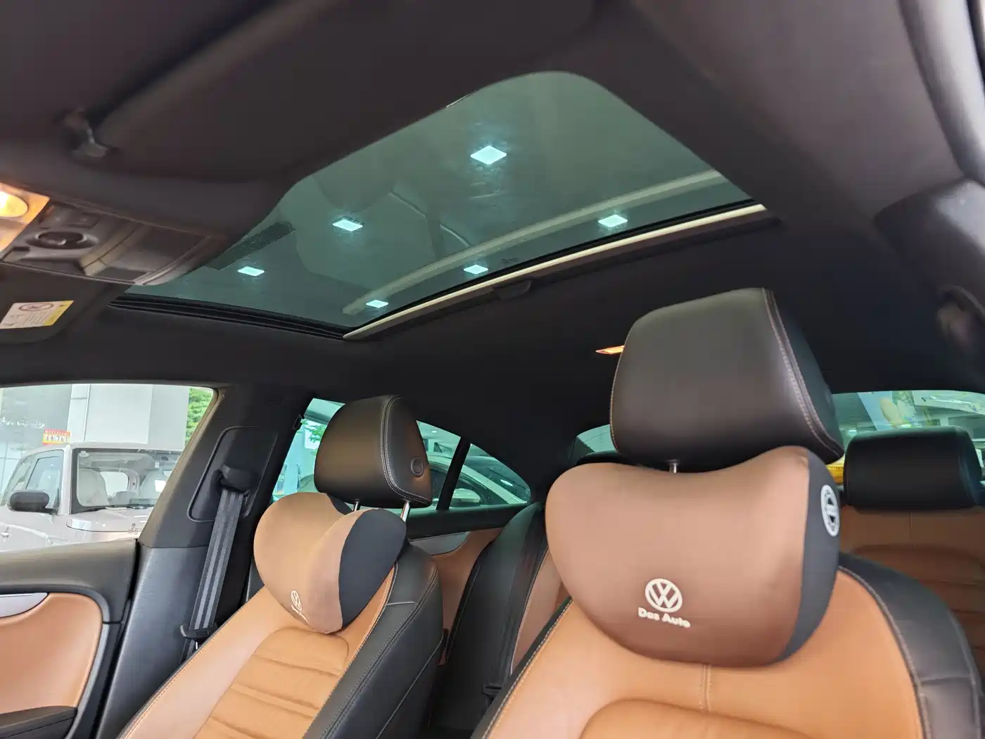 Volkswagen FAW-Volkswagen CC 2016 Model 1.8TSI Luxury фото 13