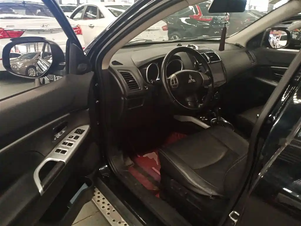 Mitsubishi ASX 2018 2.0L CVT 2WD Premium фото 16
