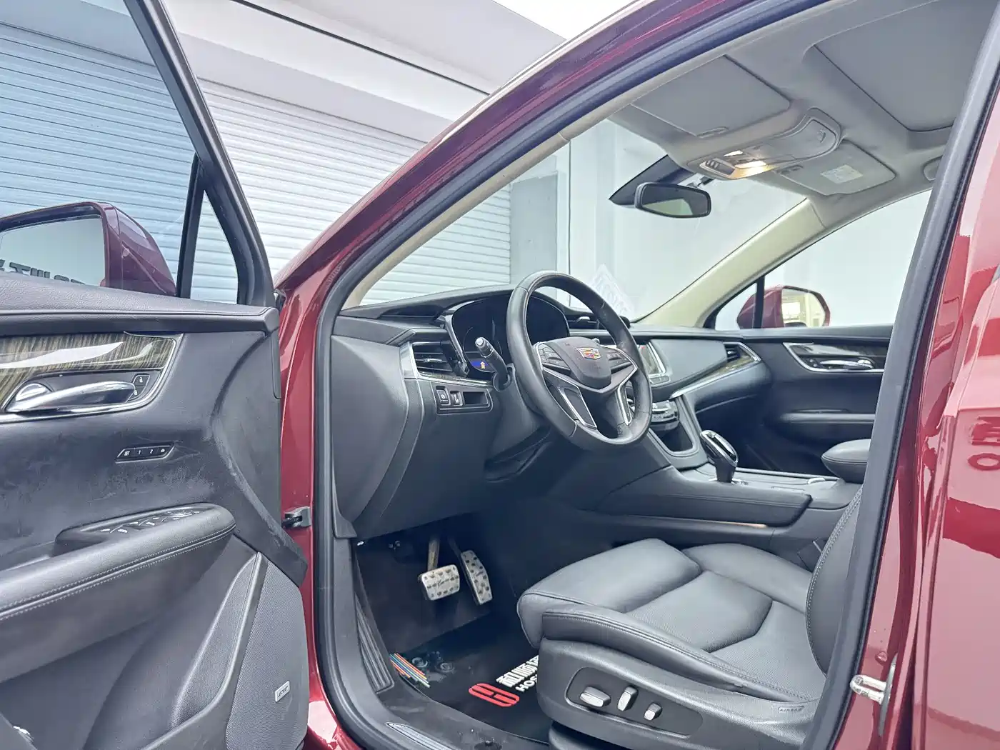 Cadillac XT5 2016 28T AWD Luxury Model фото 4