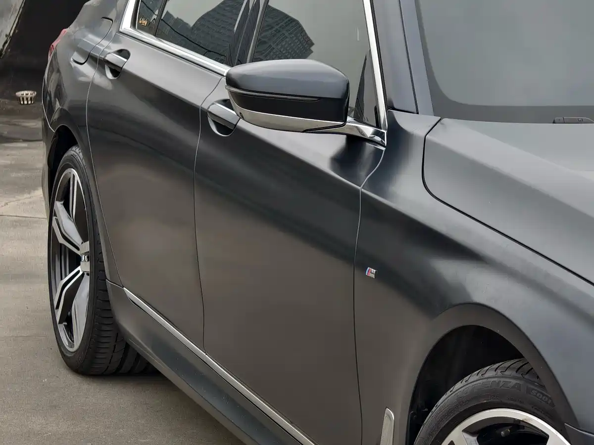 BMW 7 Series 2018 750Li xDrive M Sport Package фото 7