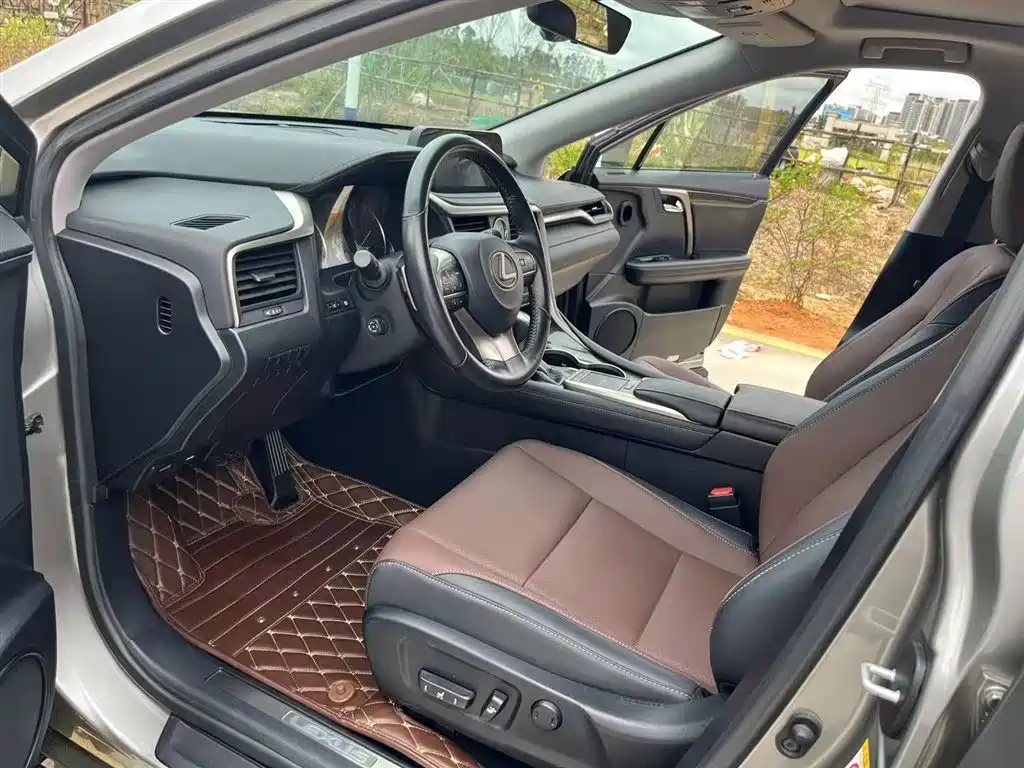LEXUS RX