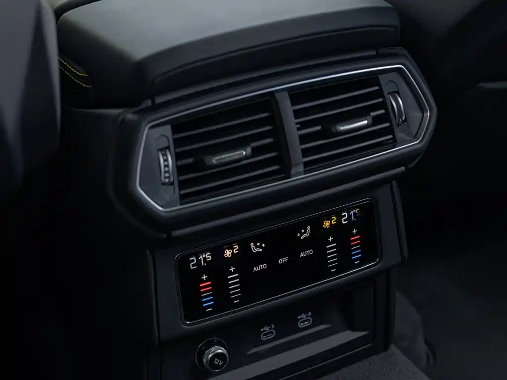 Lamborghini Urus 2024 2023 4.0T V8 S