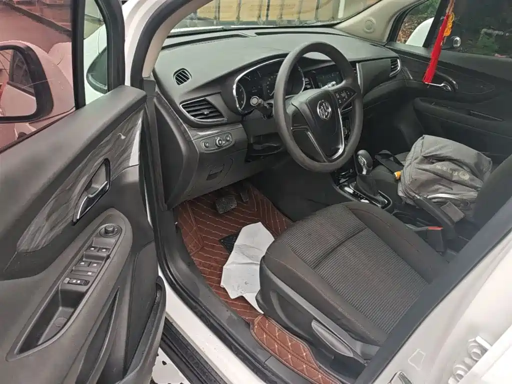 Buick Encore 2018 18T Automatic 2WD Urban Leading фото 16