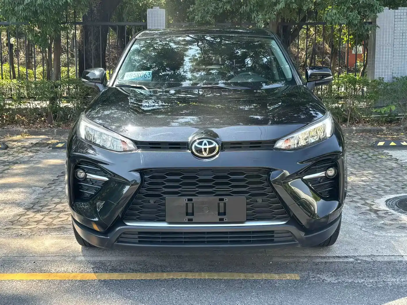 Toyota Wildlander 2023 2.0L CVT FWD Urban фото 2